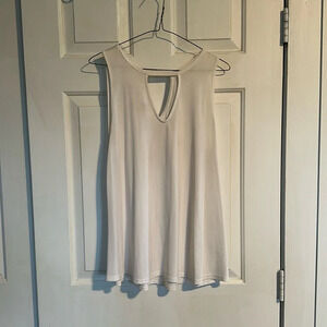 Ginger G White Tank Size large